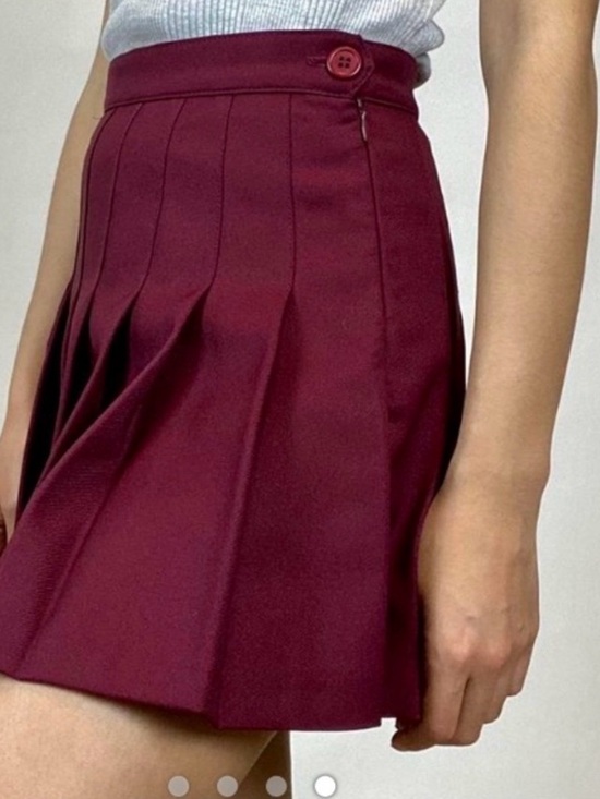 American apparel Pleated Mini Skirt - Burgundy - Picture 2 of 4